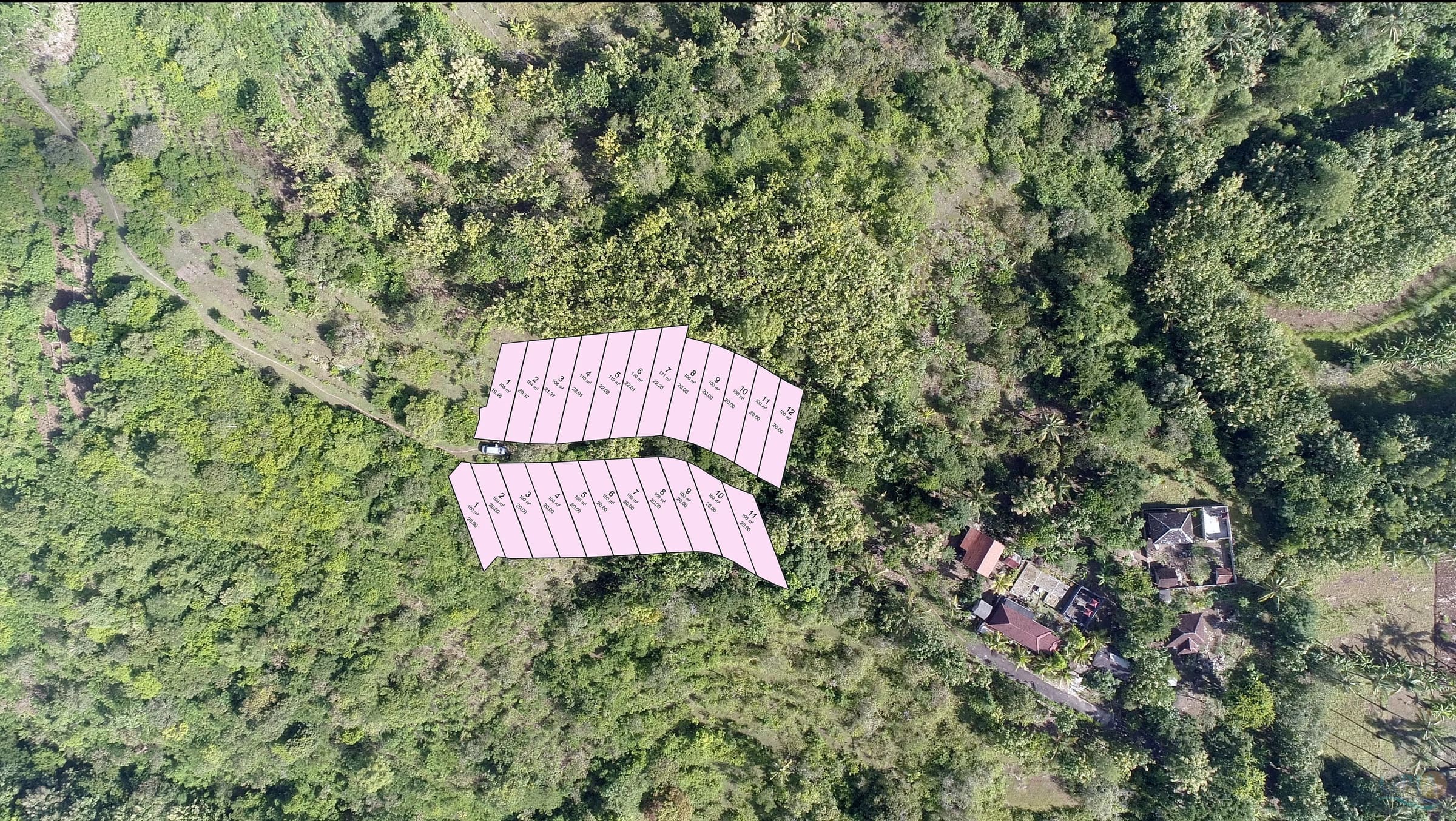 Land, Klumpu. Image 1 of 6.
